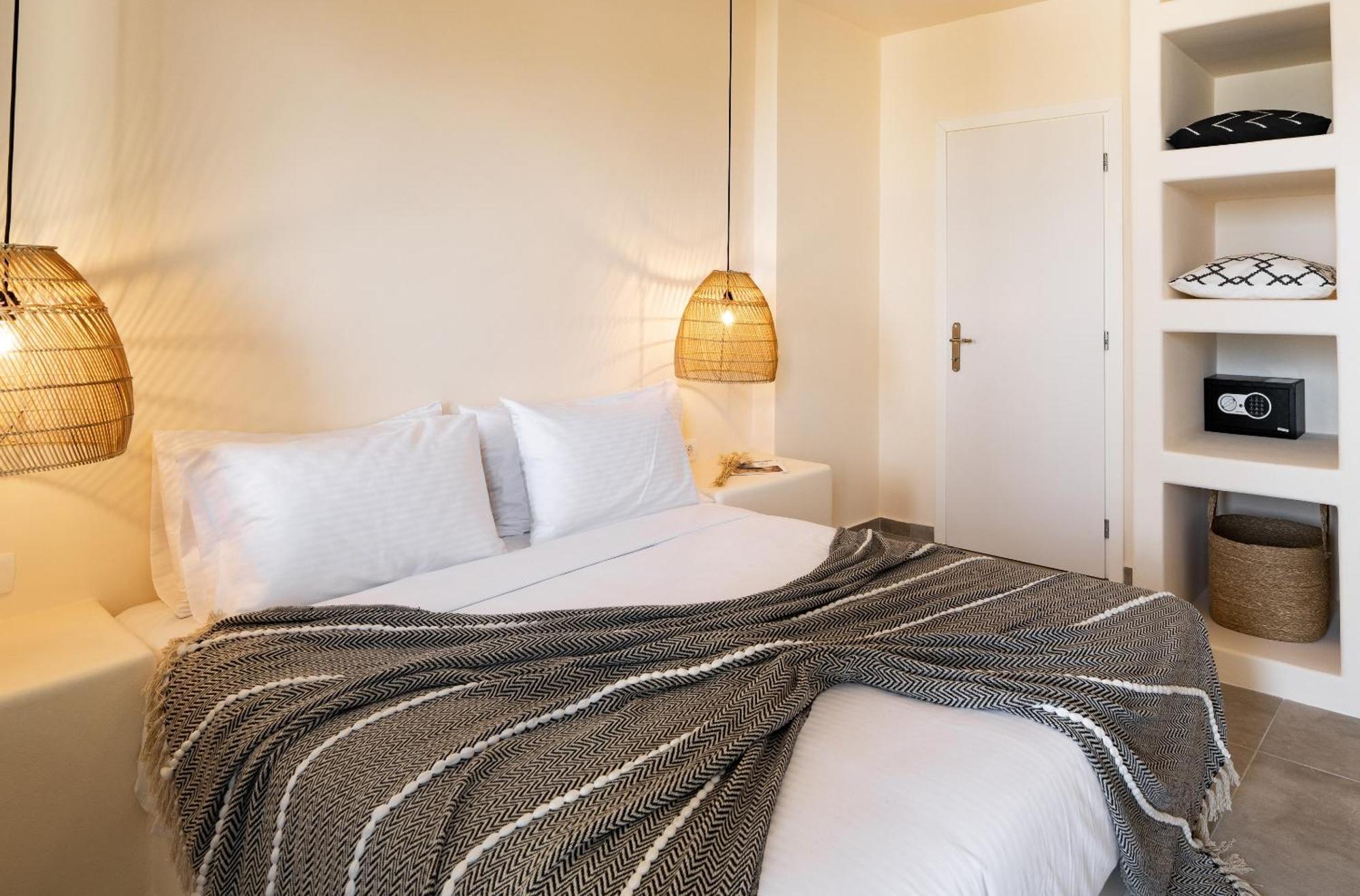 Maeva Suites Santorini Pýrgos Exteriör bild