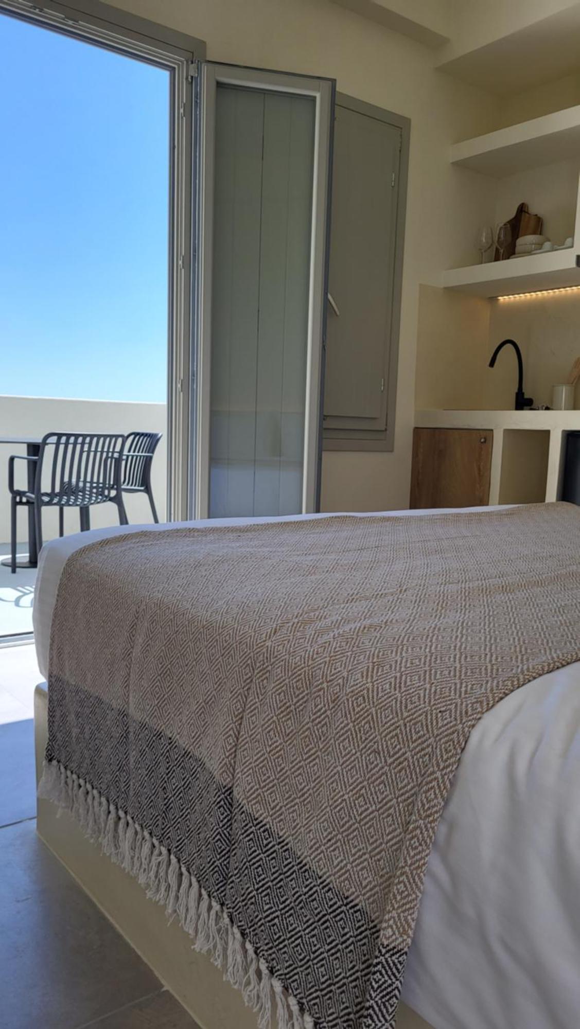 Maeva Suites Santorini Pýrgos Exteriör bild