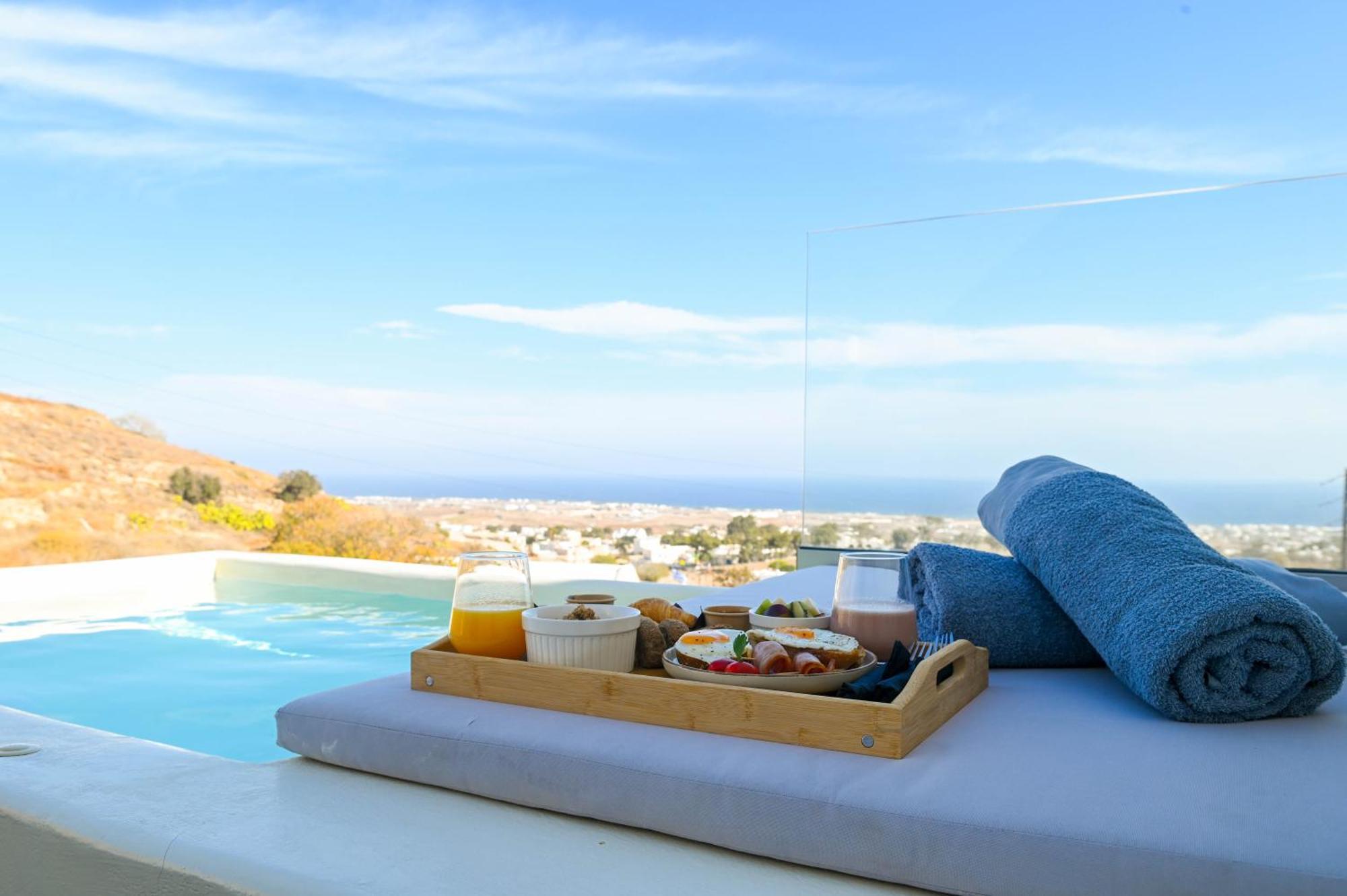 Maeva Suites Santorini Pýrgos Exteriör bild