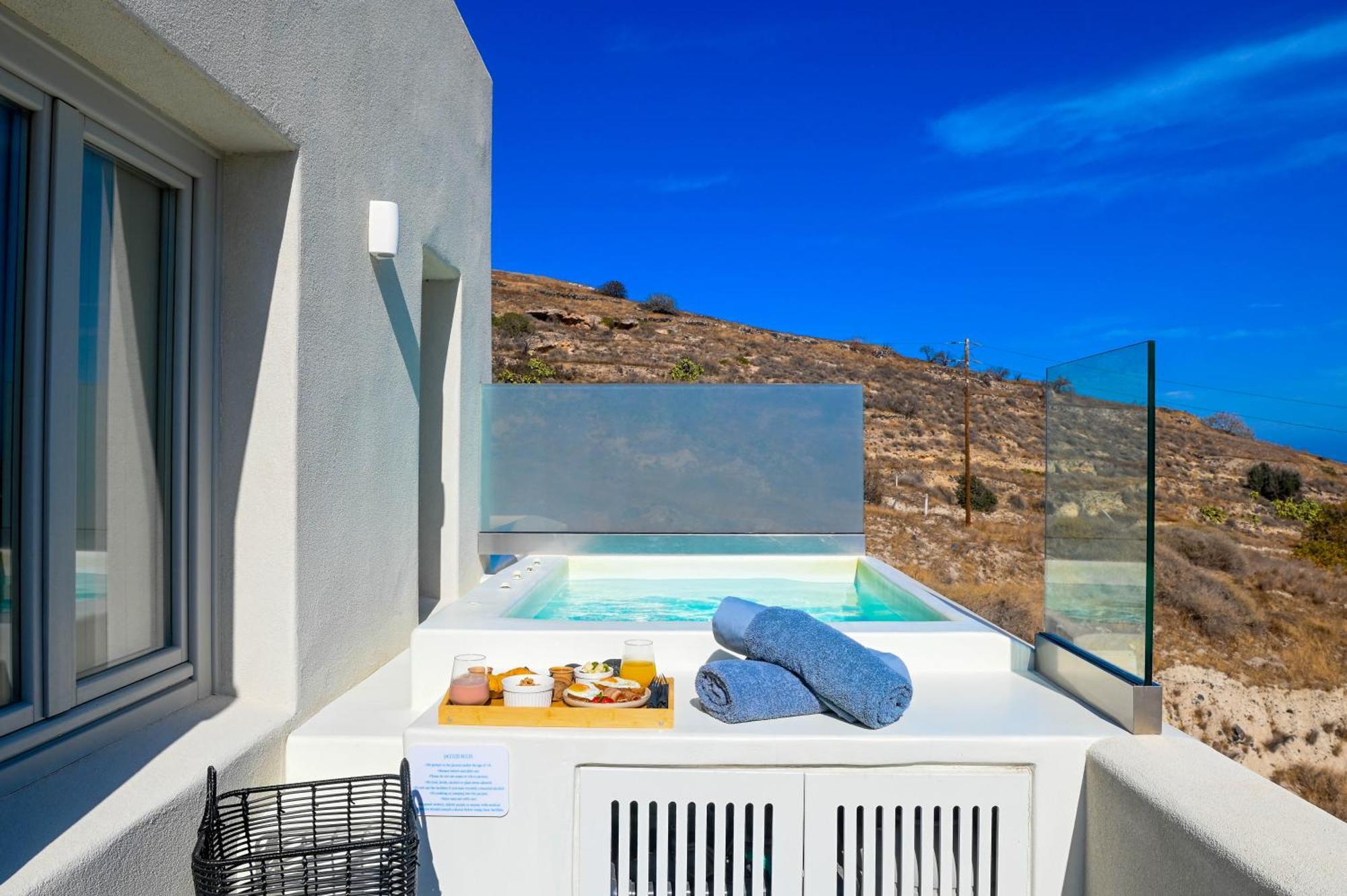 Maeva Suites Santorini Pýrgos Exteriör bild